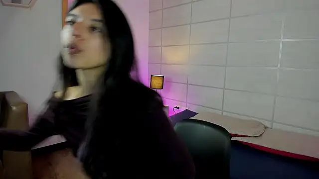 NanaRott online show from March 2026 09:22:02 PM