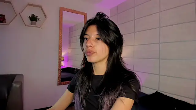 NanaRott online show from March 2026 07:40:01 PM