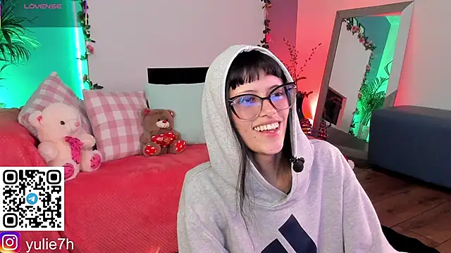  Jessy Moon  online show from February 2026 07:54:01 PM