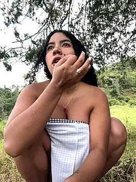 serena willow online show from November 2025 03:55:01 PM