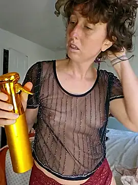 mossy kiss online show from November 2025 07:26:01 PM