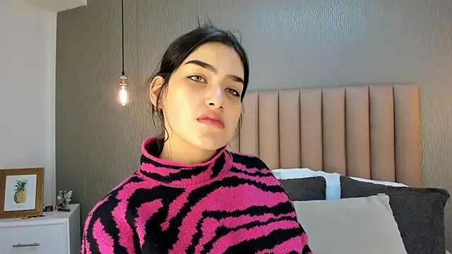 Alexa Thaylor  online show from January 2025 02:36:02 PM