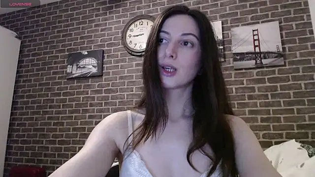 Hot Lady  online show from February 2025 10:43:01 PM