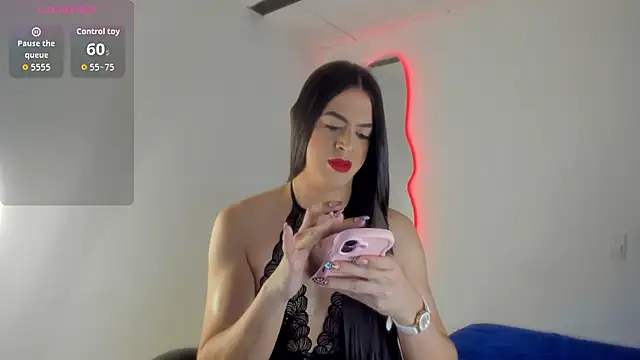 Naughtysofiaa online show from October 2025 02:23:02 AM