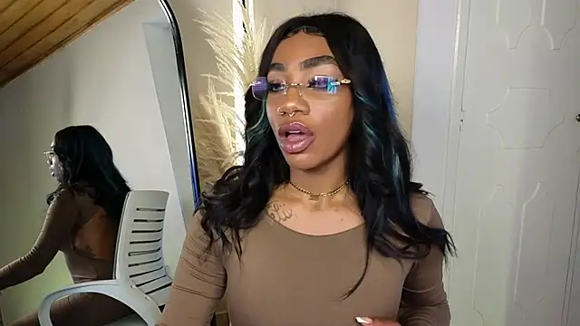 emely brandon online show from March 2025 04:46:01 PM