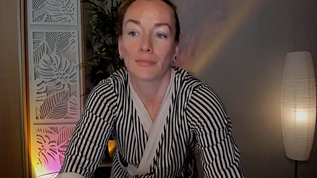 RebeccaMartinez online show from June 2026 09:12:01 AM
