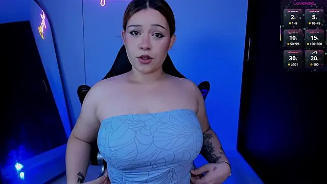 daniela hornny online show from July 2026 04:43:02 AM