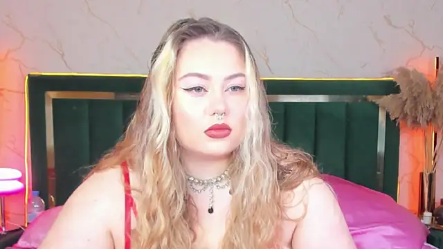 Snapshot of rosal1a chatting on July 2026 06:24:02 PM rosal1a online show from July 2026 06:24:02 PM