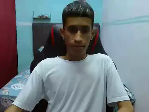 Angelstripboy online show from October 2025 04:15:01 AM