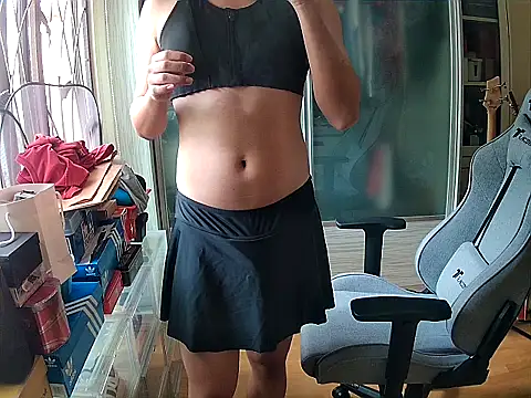 Snapshot of swimsuitloves chatting on October 2025 03:14:01 AM swimsuitloves online show from October 2025 03:14:01 AM