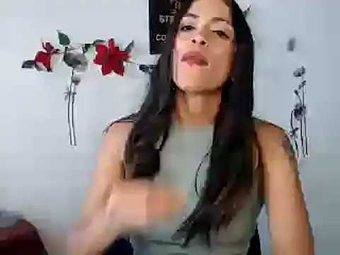 Liamiler01  online show from December 2024 06:54:02 PM