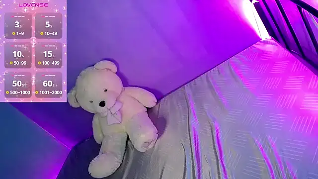 katie white online show from January 2026 09:48:02 AM