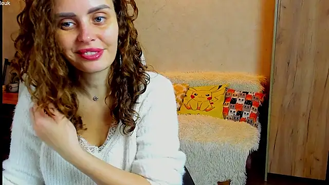 mia grantes online show from October 2025 06:10:01 PM
