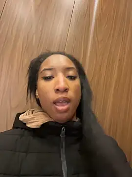 Iceblanca online show from February 2025 01:10:01 AM