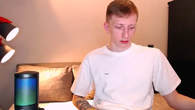 juliaanddima online show from November 2025 07:43:02 AM