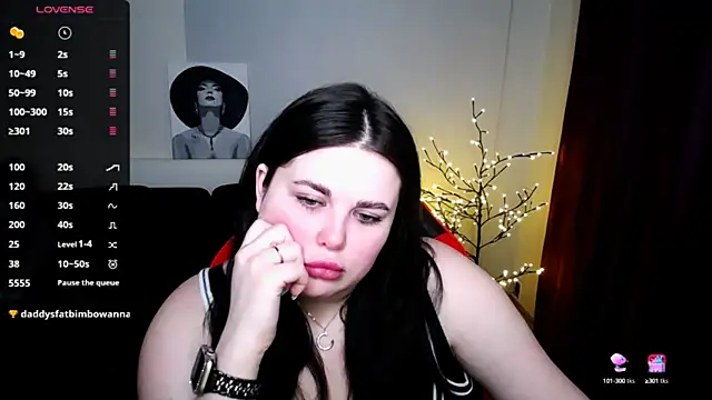 Emily Mo online show from February 2025 09:32:02 AM