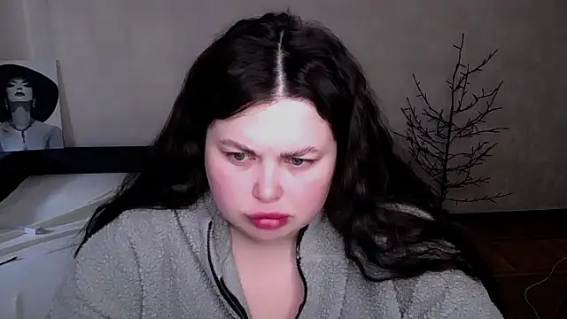 Emily Mo online show from April 2026 05:47:01 AM