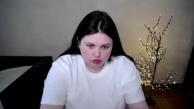 Emily Mo online show from May 2026 05:46:02 AM