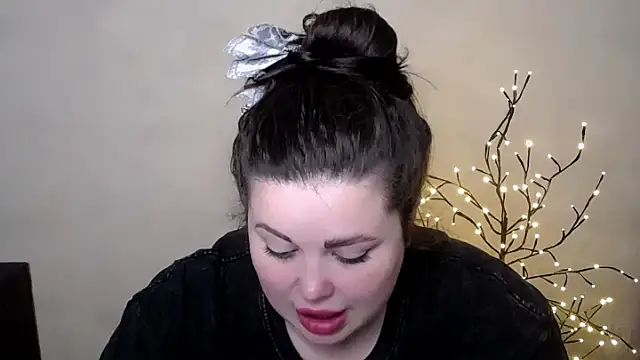 Emily Mo online show from May 2026 05:14:02 AM