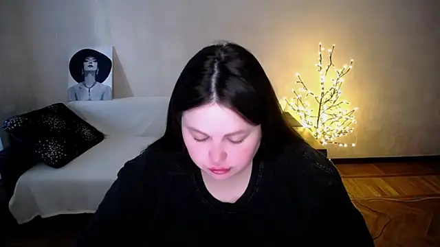 Emily Mo online show from May 2026 05:36:02 AM