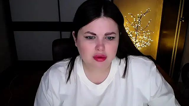 Emily Mo online show from July 2026 06:07:01 AM