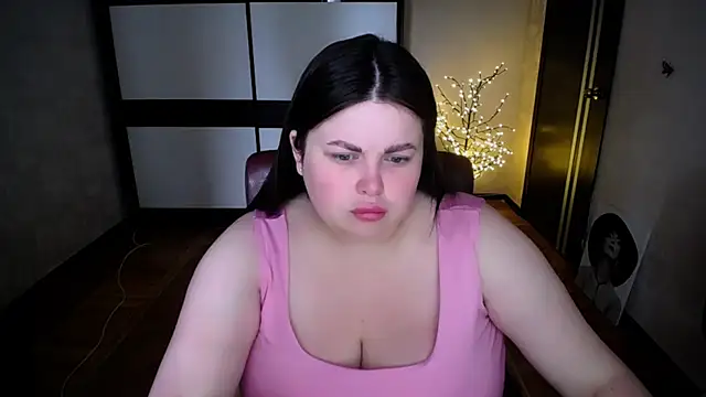 Emily Mo online show from July 2026 06:28:01 AM