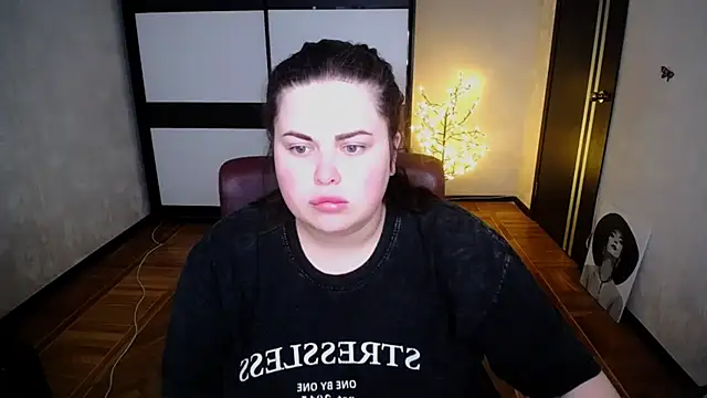 Emily Mo online show from July 2026 05:54:02 AM