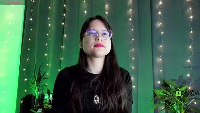 Snapshot of shantalc3rezo chatting on February 2025 02:17:02 AM shantalc3rezo online show from February 2025 02:17:02 AM