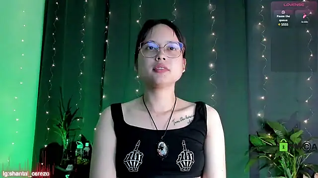 Snapshot of shantalc3rezo chatting on February 2025 12:20:02 AM shantalc3rezo online show from February 2025 12:20:02 AM