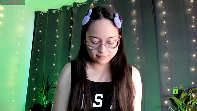 Snapshot of shantalc3rezo chatting on February 2025 10:52:02 PM shantalc3rezo online show from February 2025 10:52:02 PM
