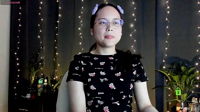 Snapshot of shantalc3rezo chatting on February 2025 01:34:01 AM shantalc3rezo online show from February 2025 01:34:01 AM