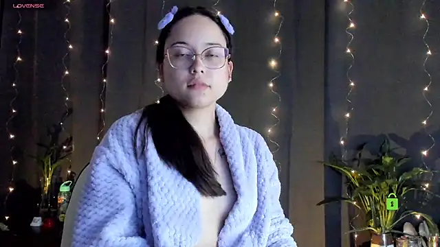 Snapshot of shantalc3rezo chatting on February 2025 01:36:01 AM shantalc3rezo online show from February 2025 01:36:01 AM