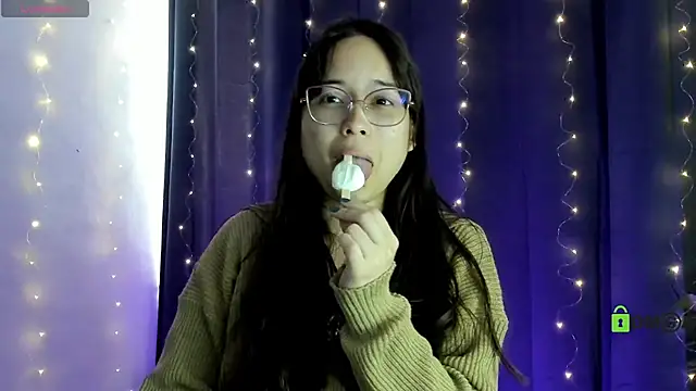 Snapshot of shantalc3rezo chatting on February 2025 08:09:02 PM shantalc3rezo online show from February 2025 08:09:02 PM