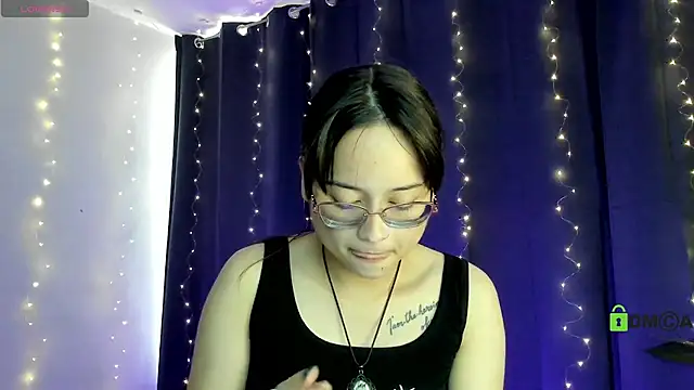 Snapshot of shantalc3rezo chatting on February 2025 07:46:01 PM shantalc3rezo online show from February 2025 07:46:01 PM