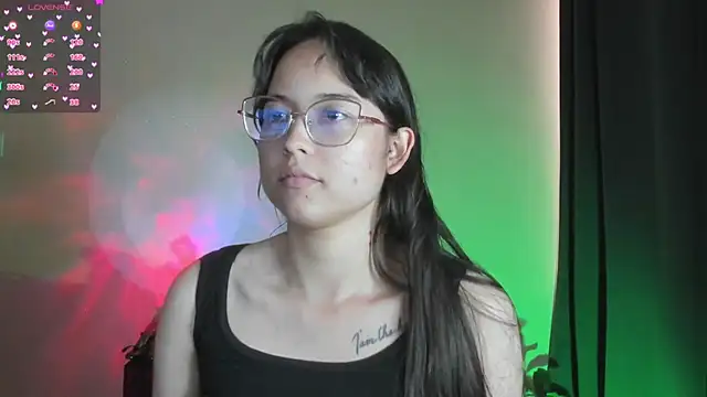 shantalc3rezo online show from November 2025 08:41:02 PM