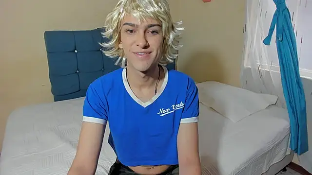 sweet1Girl online show from October 2025 12:02:02 PM