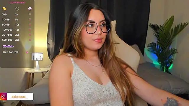 dakottaa  online show from March 2026 12:06:01 AM