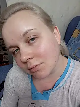 Karolina love  online show from September 2025 09:38:01 PM