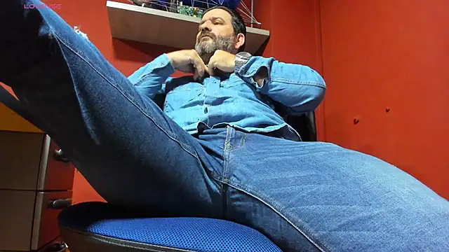 Maxi TheBigDaddy online show from March 2025 12:25:01 PM