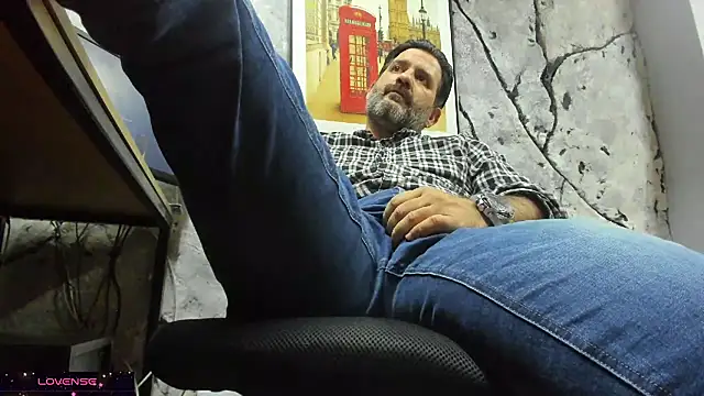 Maxi TheBigDaddy online show from December 2025 11:58:01 PM