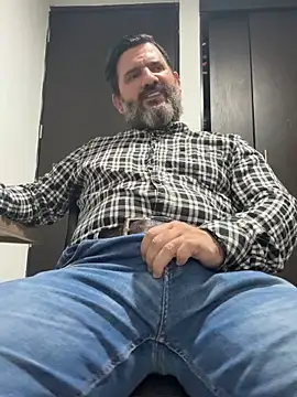Maxi TheBigDaddy online show from June 2026 11:05:01 AM