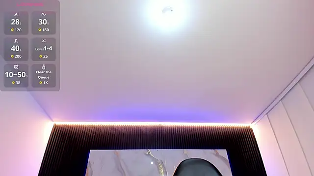 charlottewhitte online show from March 2026 11:38:01 AM