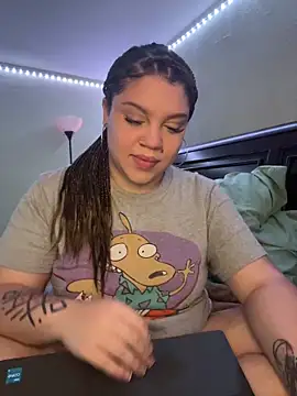 QueenNuttCollector online show from December 2024 01:58:02 AM