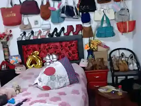 Xiaraa26 online show from February 2025 07:58:02 PM