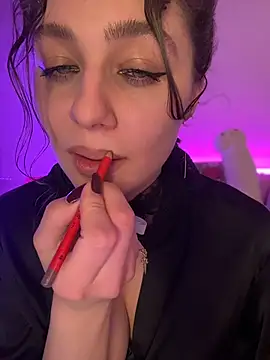 Snapshot of Your_insomniya chatting on November 2025 08:08:02 PM Your insomniya online show from November 2025 08:08:02 PM