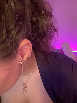 Snapshot of Your_insomniya chatting on November 2025 08:21:02 PM Your insomniya online show from November 2025 08:21:02 PM