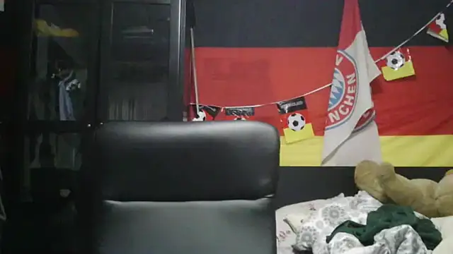 Die-geile-Sau online show from February 2026 09:24:02 PM