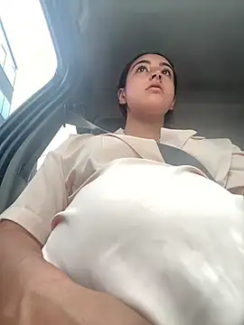 Snapshot of Vaiolet_a chatting on December 2024 05:03:01 PM Vaiolet a online show from December 2024 05:03:01 PM