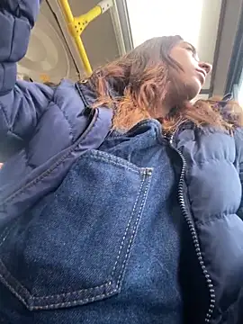 Snapshot of Vaiolet_a chatting on December 2024 09:16:01 PM Vaiolet a online show from December 2024 09:16:01 PM