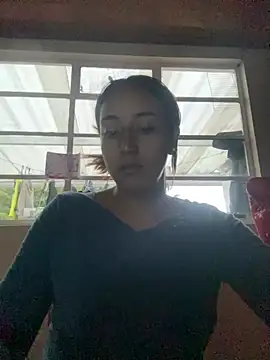 Snapshot of Vaiolet_a chatting on December 2024 10:46:02 PM Vaiolet a online show from December 2024 10:46:02 PM